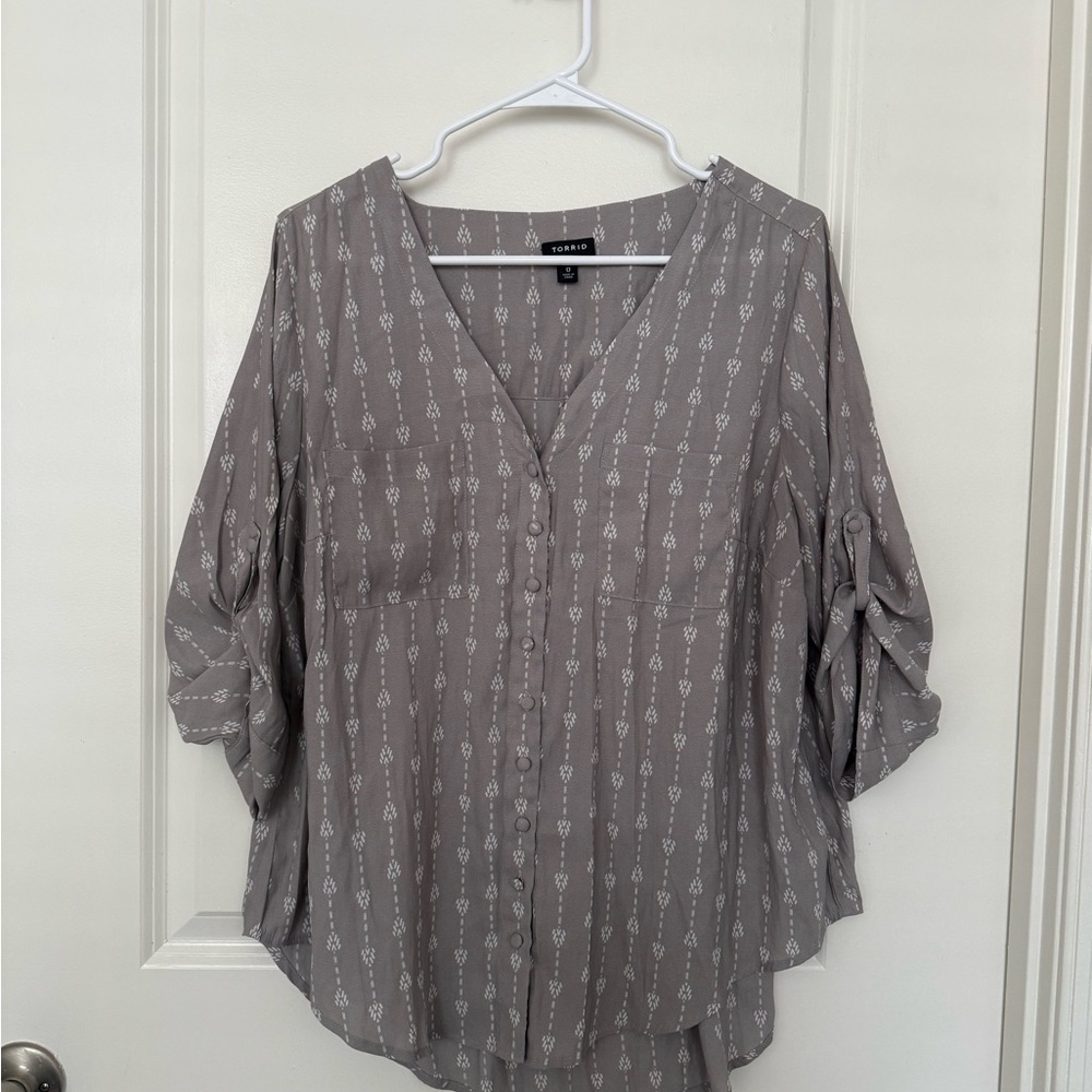 Torrid Taupe Patterned Blouse